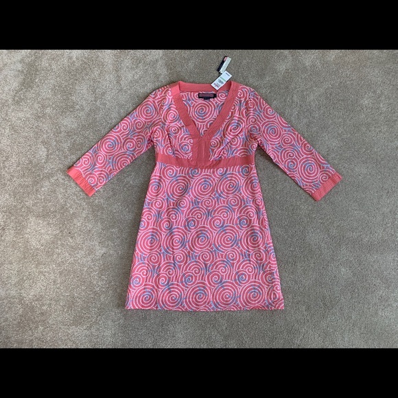 Vineyard Vines Beach House Dress - Picture 2 of 4